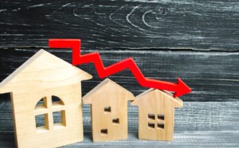 UK house prices falling