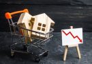 House Prices Fall For First Time Since June 2021